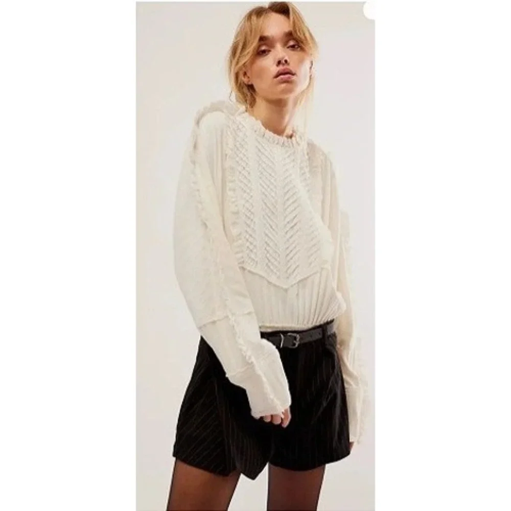 Free People More Romance Top Women Medium Cream Ruffle Lace Ribbed Boho EUC